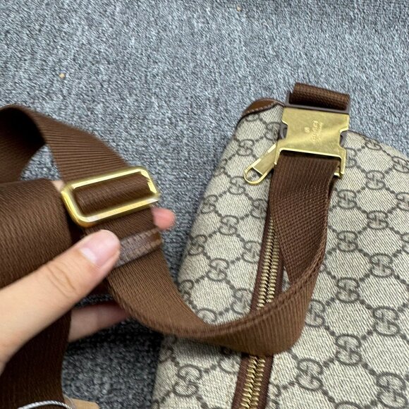 GUCCI Interlocking G Brown Canvas Belt Bag 635-071025 - Picture 5 of 11